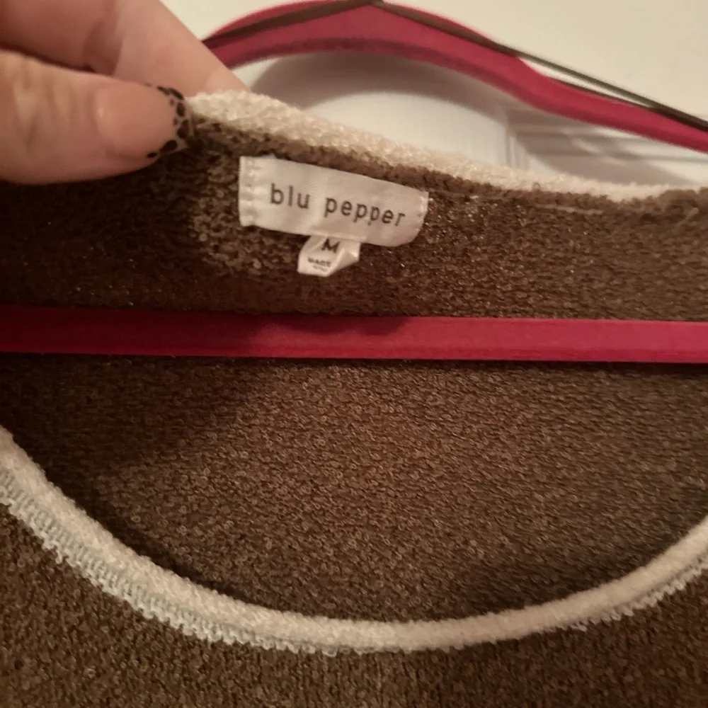 Sweater - Picture 2 of 3
